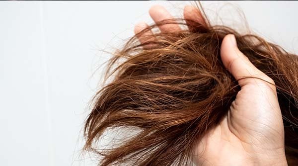Tips Mengatasi Rambut Kering Akibat Penggunaan Alat Styling