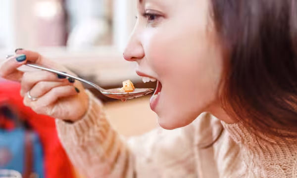 10 Makanan Lunak yang Aman untuk Penderita Gangguan Rahang