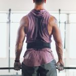 7 Tips Jaga Belakang Tubuh Buat Kamu yang Sering Angkat Beban