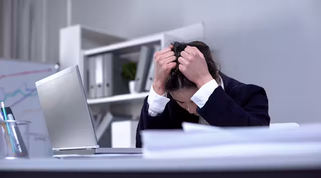 5 Strategi Mengelola Depresi Saat di Tempat Kerja