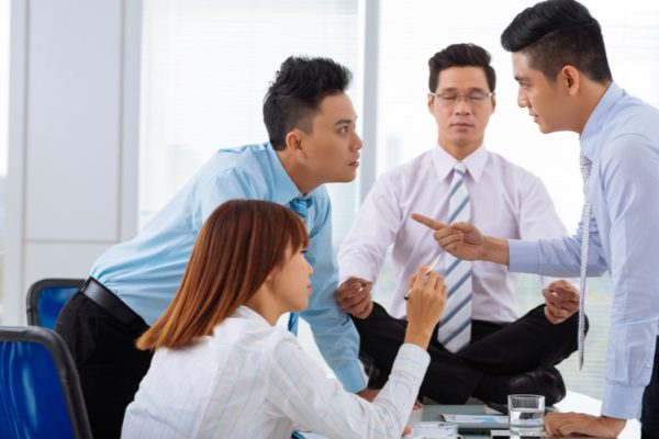 5 Cara Mengendalikan Emosi di Tempat Kerja 5 Cara Mengendalikan Emosi di Tempat Kerja