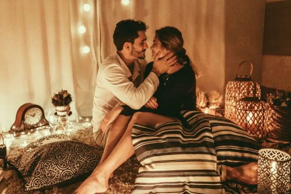 10 Cara Menjaga Hubungan Seksual Tetap Romantis 10 Cara Menjaga Hubungan Seksual Tetap Romantis
