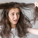 7 Tanda Rambut Kamu Butuh Perawatan Ekstra